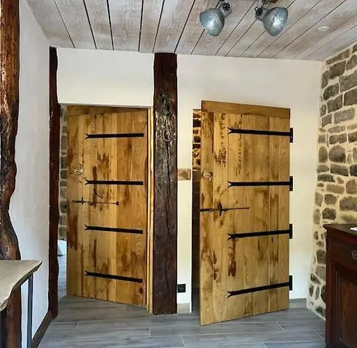 Domaine Des Combes - La Ferme Aux Anes 14 Pers.