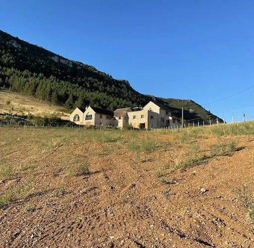 Domaine Des Combes - La Ferme Aux Anes 14 Pers. Millau